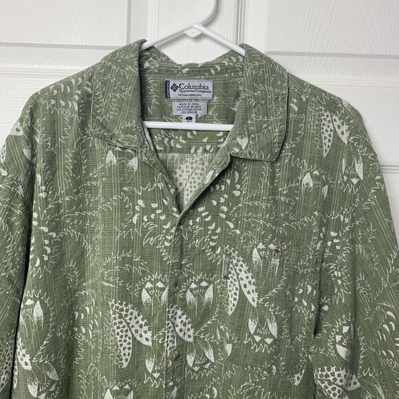 Columbia Sportswear Men’s Large Green White Short Sleeve Shirt Leaf Print - Picture 2 of 7